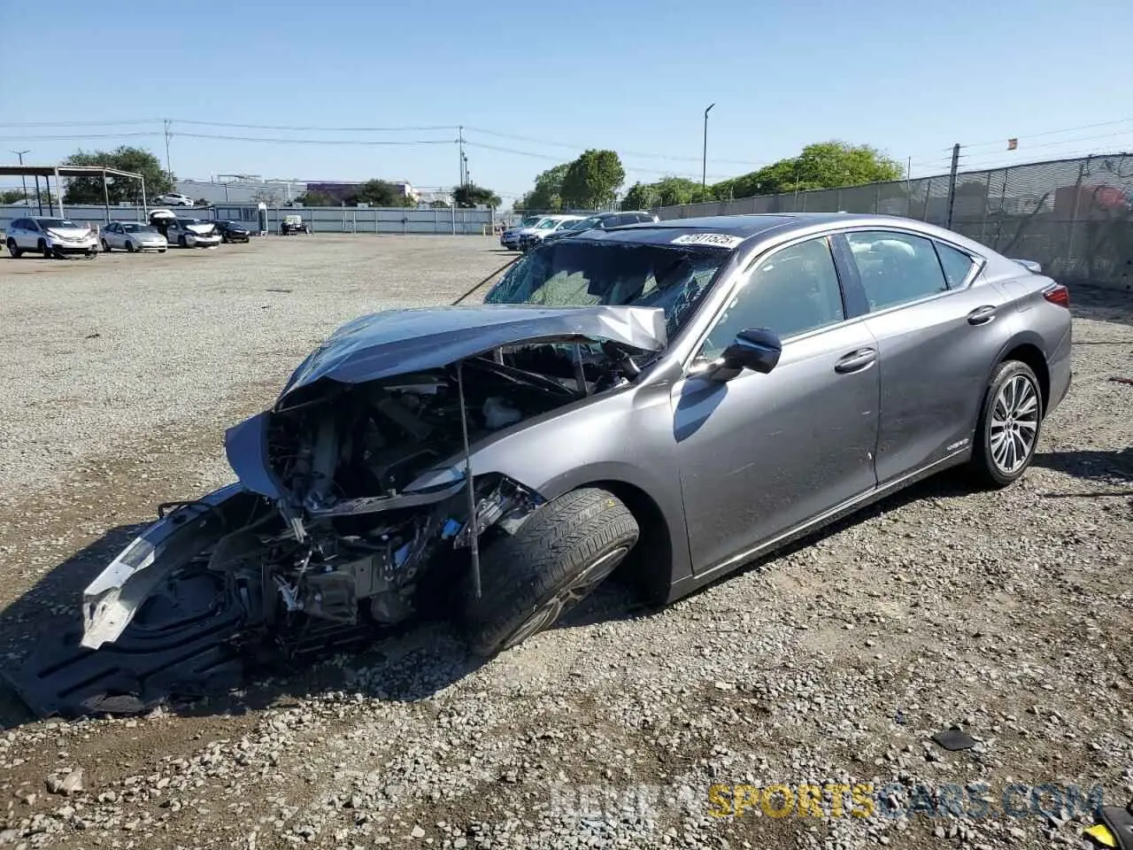 1 Photograph of a damaged car JTHB21B12K2024837 LEXUS ES300 2019