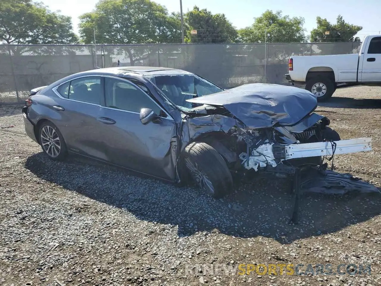 4 Photograph of a damaged car JTHB21B12K2024837 LEXUS ES300 2019