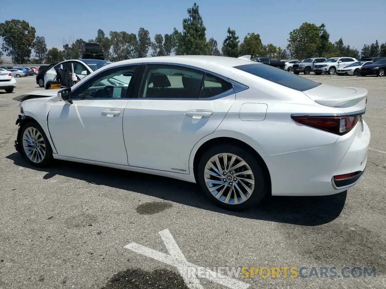 2 Photograph of a damaged car JTHB21B12K2026118 LEXUS ES300 2019