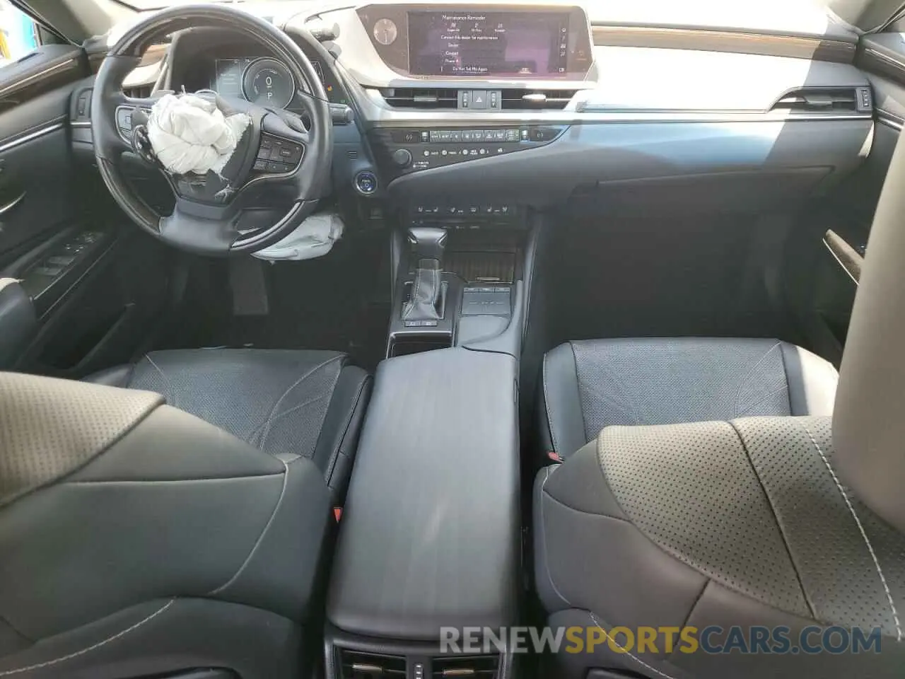 8 Photograph of a damaged car JTHB21B12K2026118 LEXUS ES300 2019