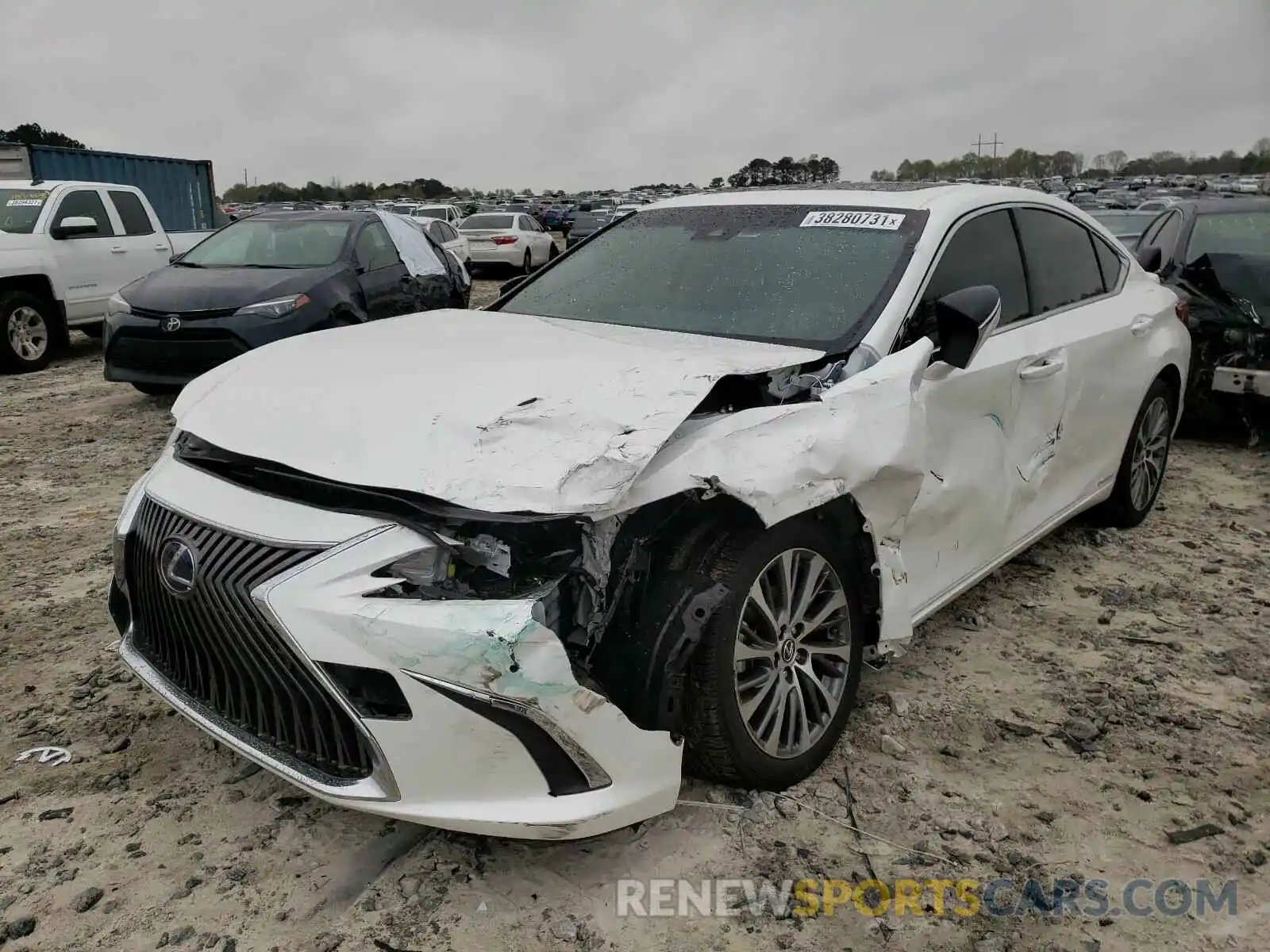 2 Photograph of a damaged car JTHB21B13K2020845 LEXUS ES300 2019