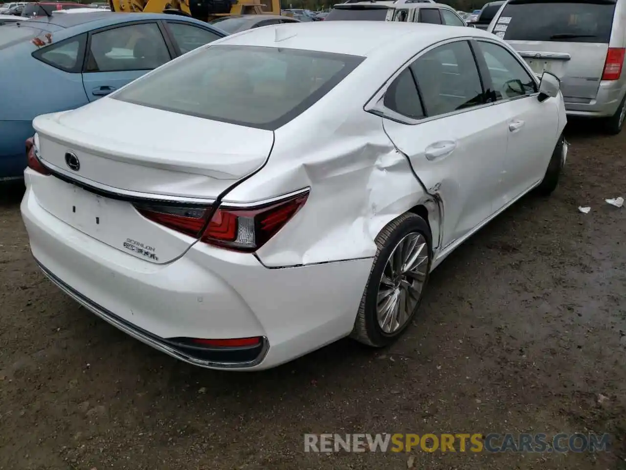 4 Photograph of a damaged car JTHB21B13K2023535 LEXUS ES300 2019