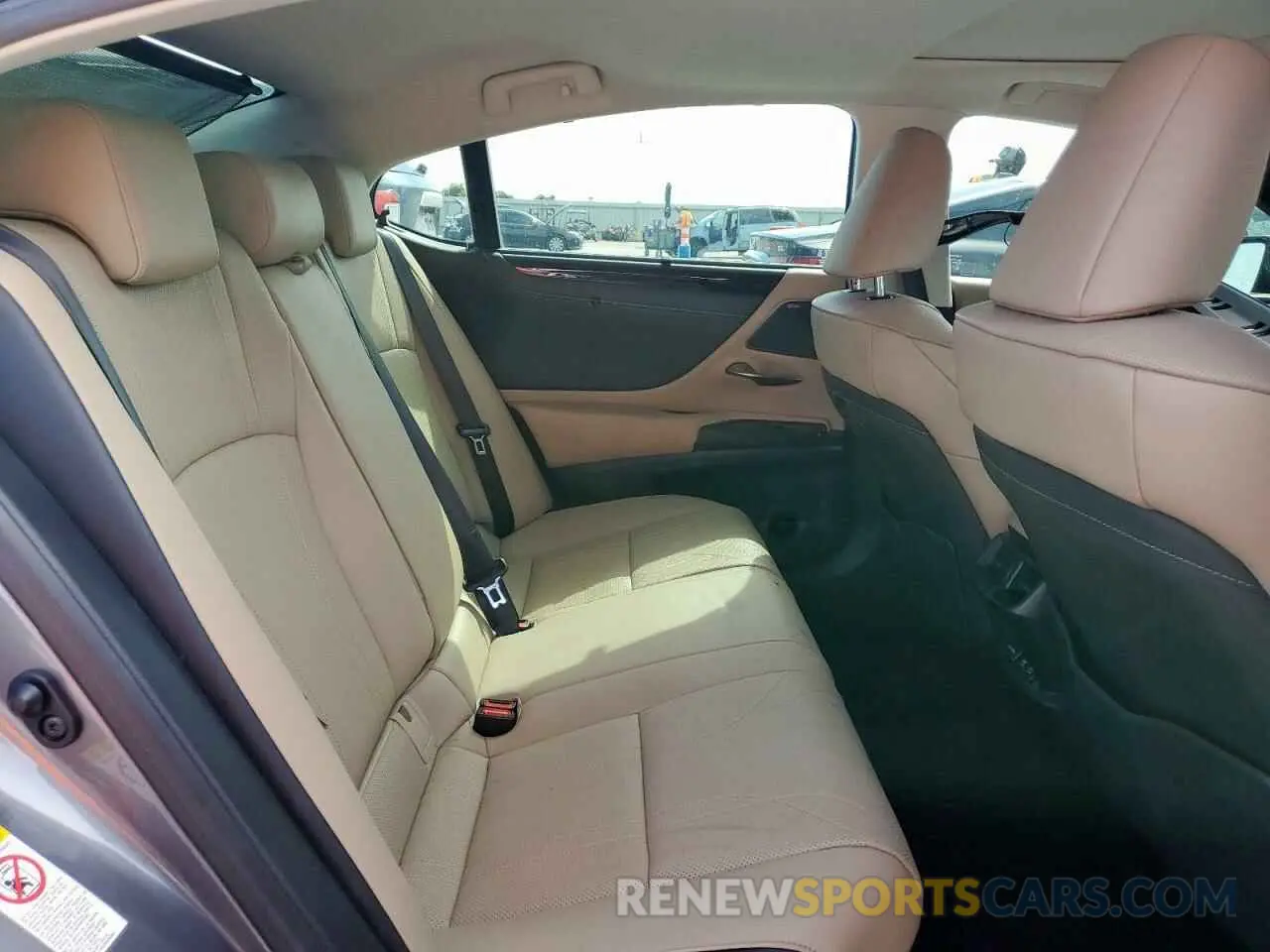 10 Photograph of a damaged car JTHB21B14K2034267 LEXUS ES300 2019