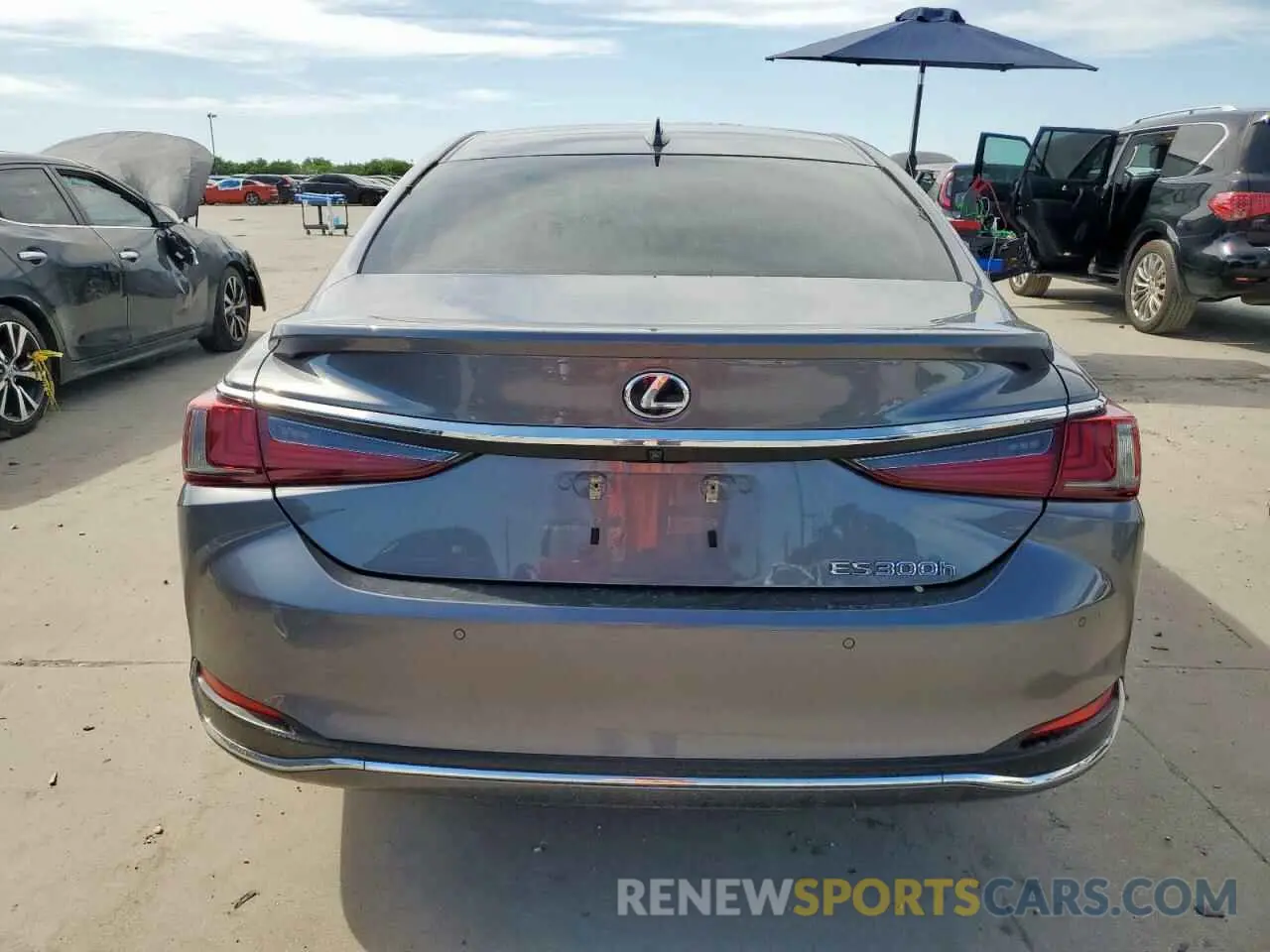 6 Photograph of a damaged car JTHB21B14K2034267 LEXUS ES300 2019
