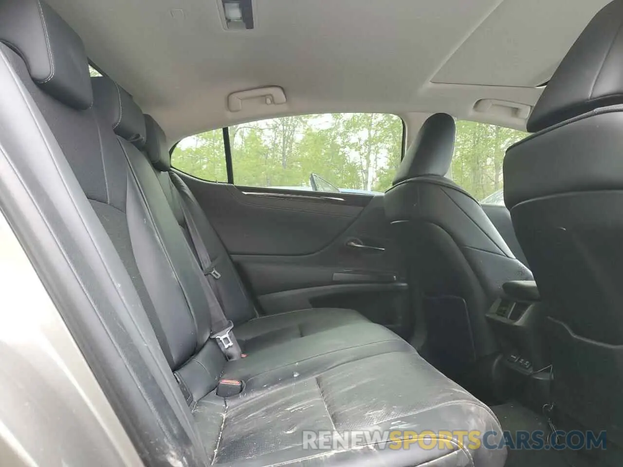 10 Photograph of a damaged car JTHB21B14K2043342 LEXUS ES300 2019