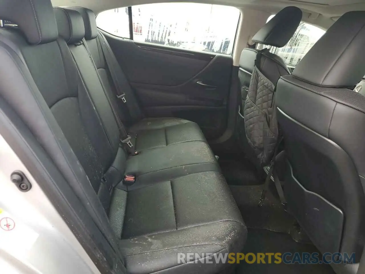 10 Photograph of a damaged car JTHB21B14K2045124 LEXUS ES300 2019