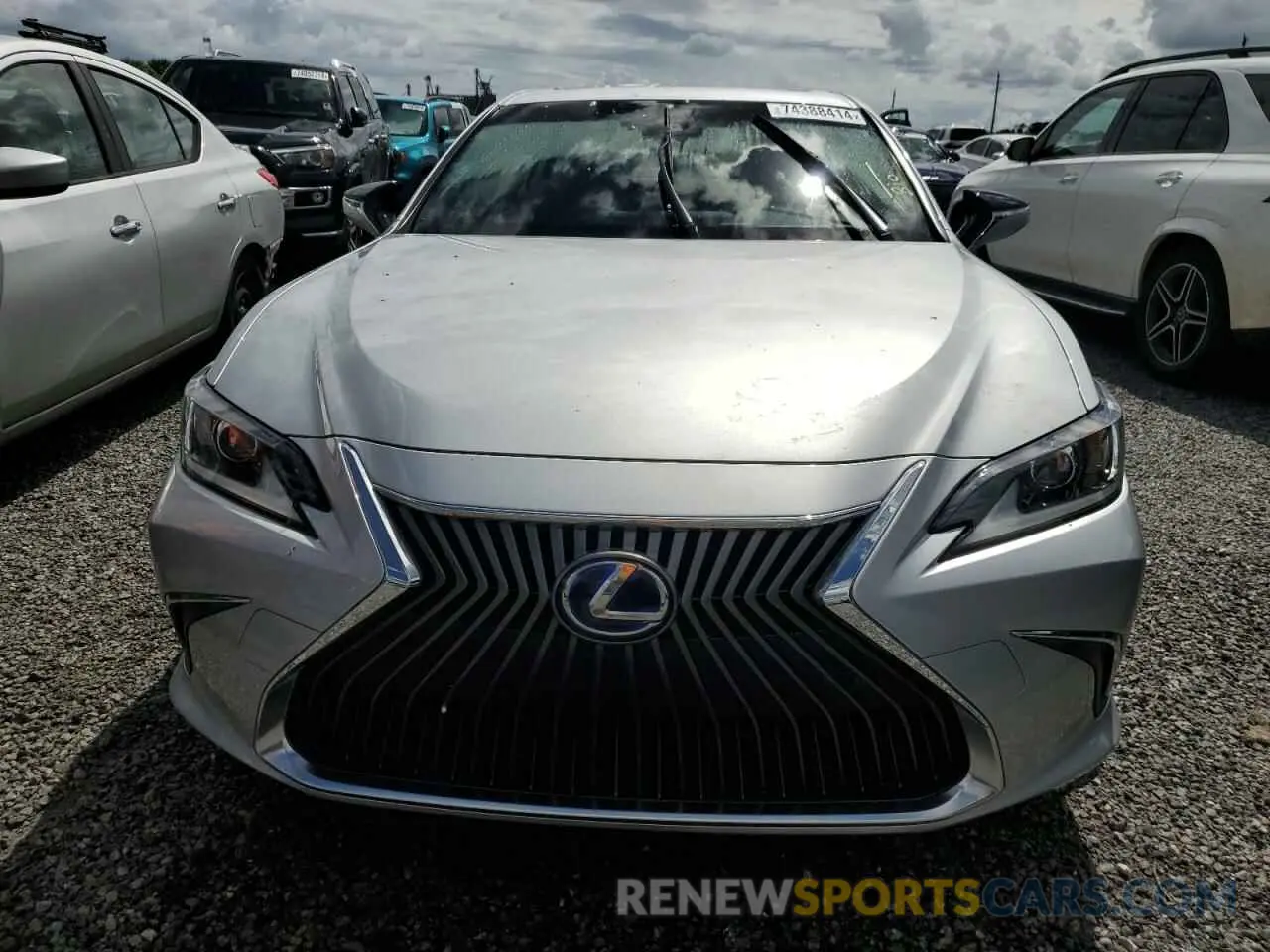 5 Photograph of a damaged car JTHB21B14K2045124 LEXUS ES300 2019