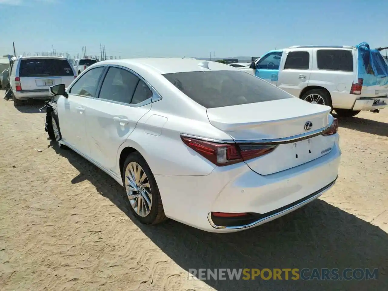 3 Photograph of a damaged car JTHB21B17K2035820 LEXUS ES300 2019