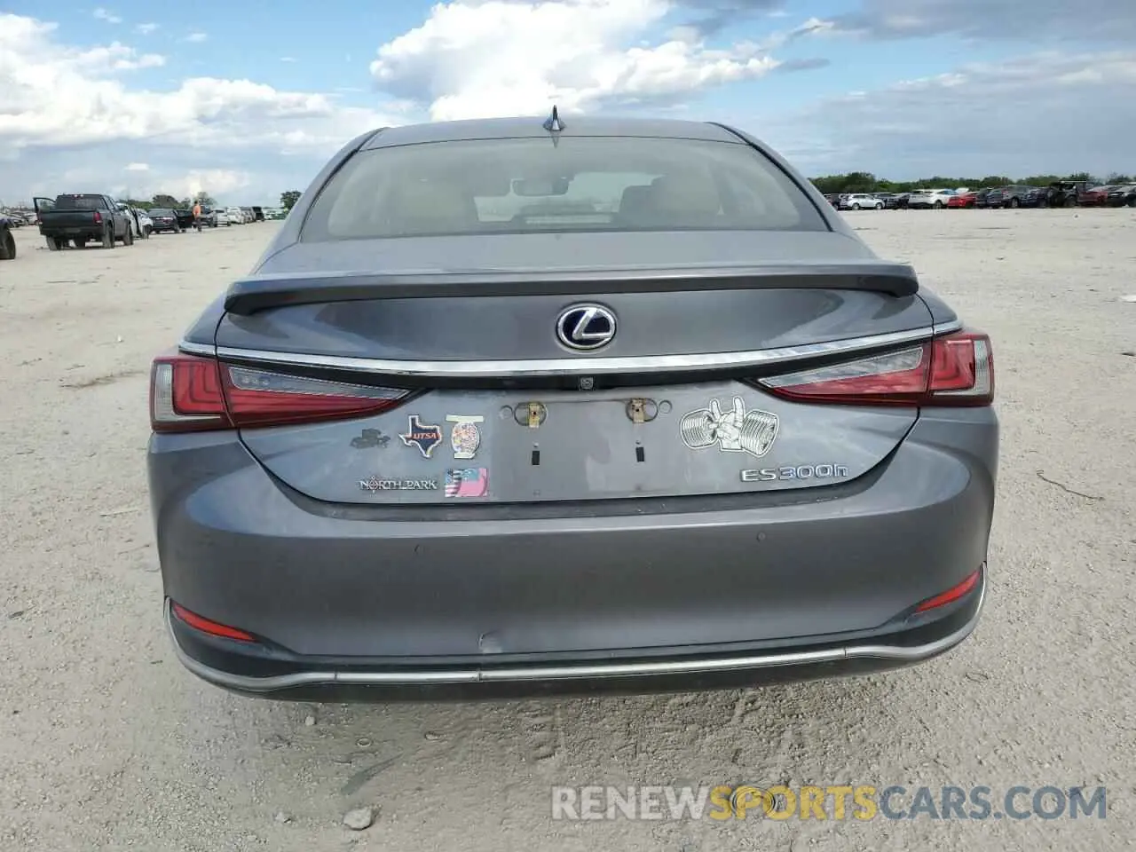 6 Photograph of a damaged car JTHB21B17K2039849 LEXUS ES300 2019