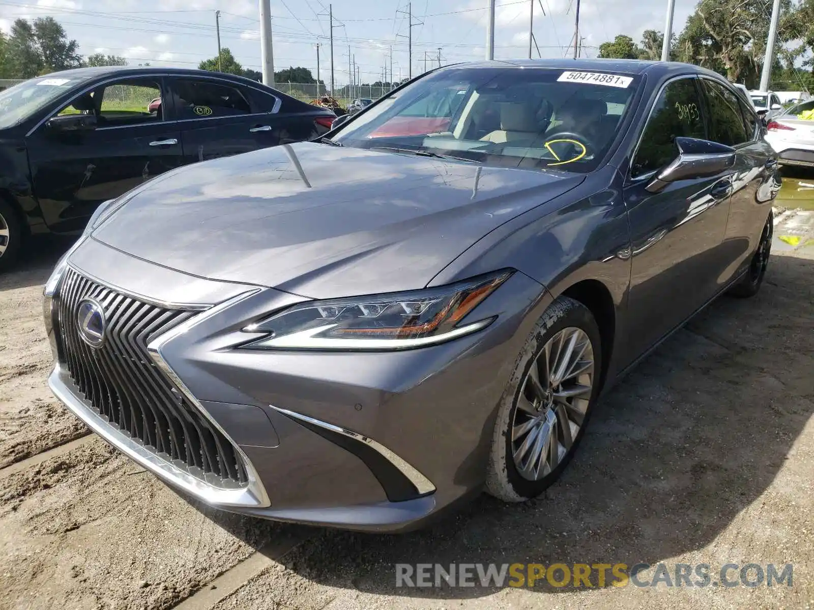 2 Photograph of a damaged car JTHB21B18K2037530 LEXUS ES300 2019