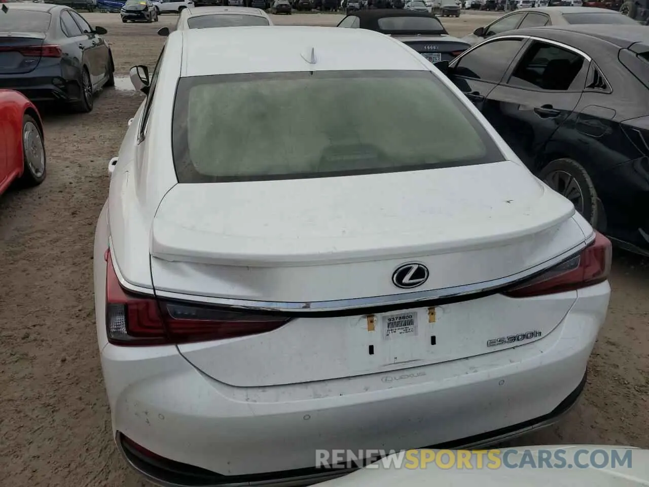6 Photograph of a damaged car JTHB21B18K2037835 LEXUS ES300 2019