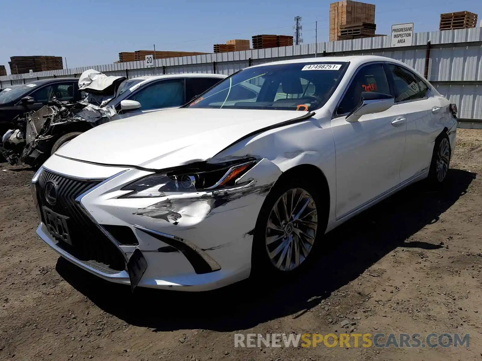 2 Photograph of a damaged car JTHB21B18K2042193 LEXUS ES300 2019