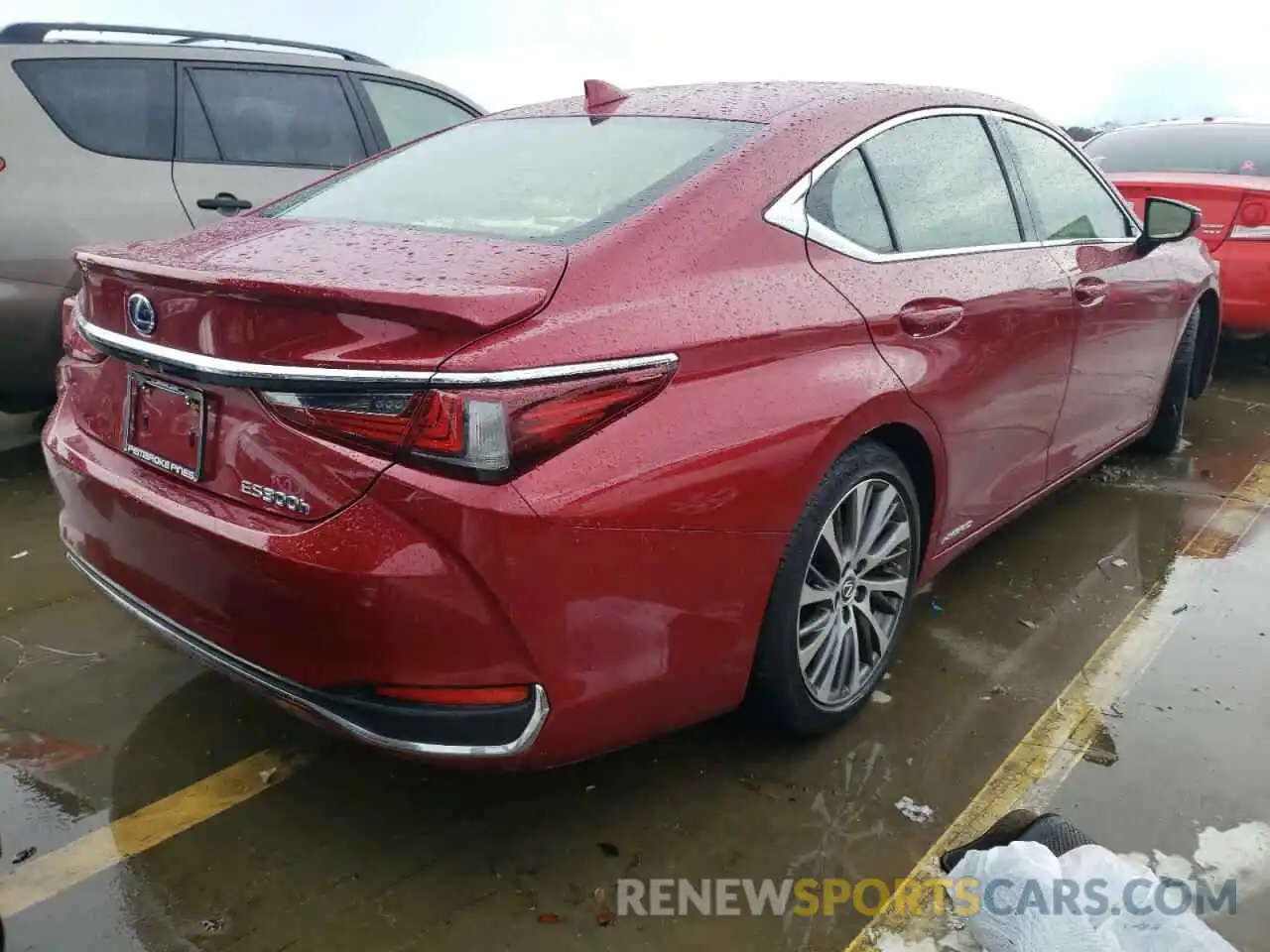 4 Photograph of a damaged car JTHB21B1XK2005954 LEXUS ES300 2019