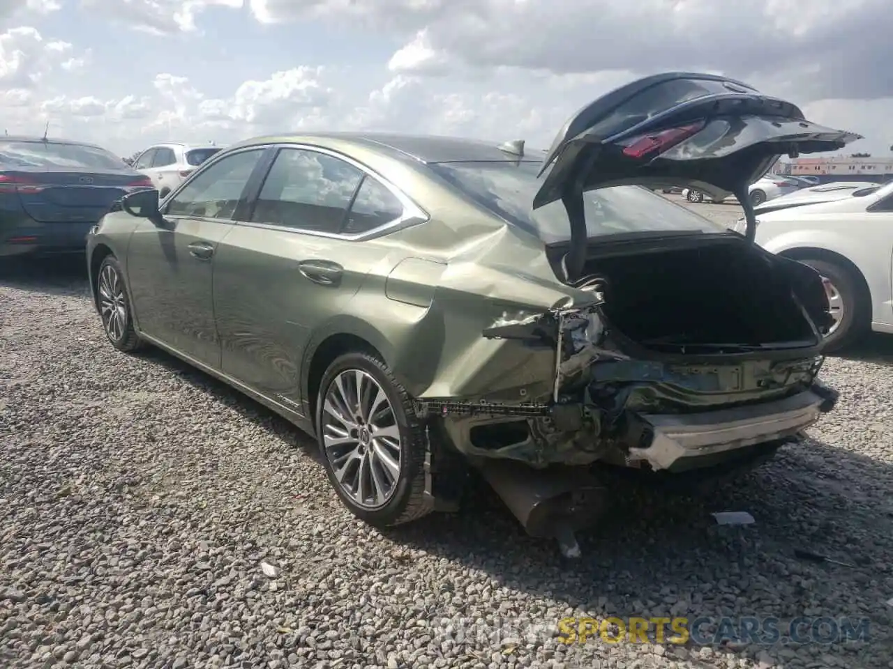 3 Photograph of a damaged car JTHB21B1XK2029624 LEXUS ES300 2019