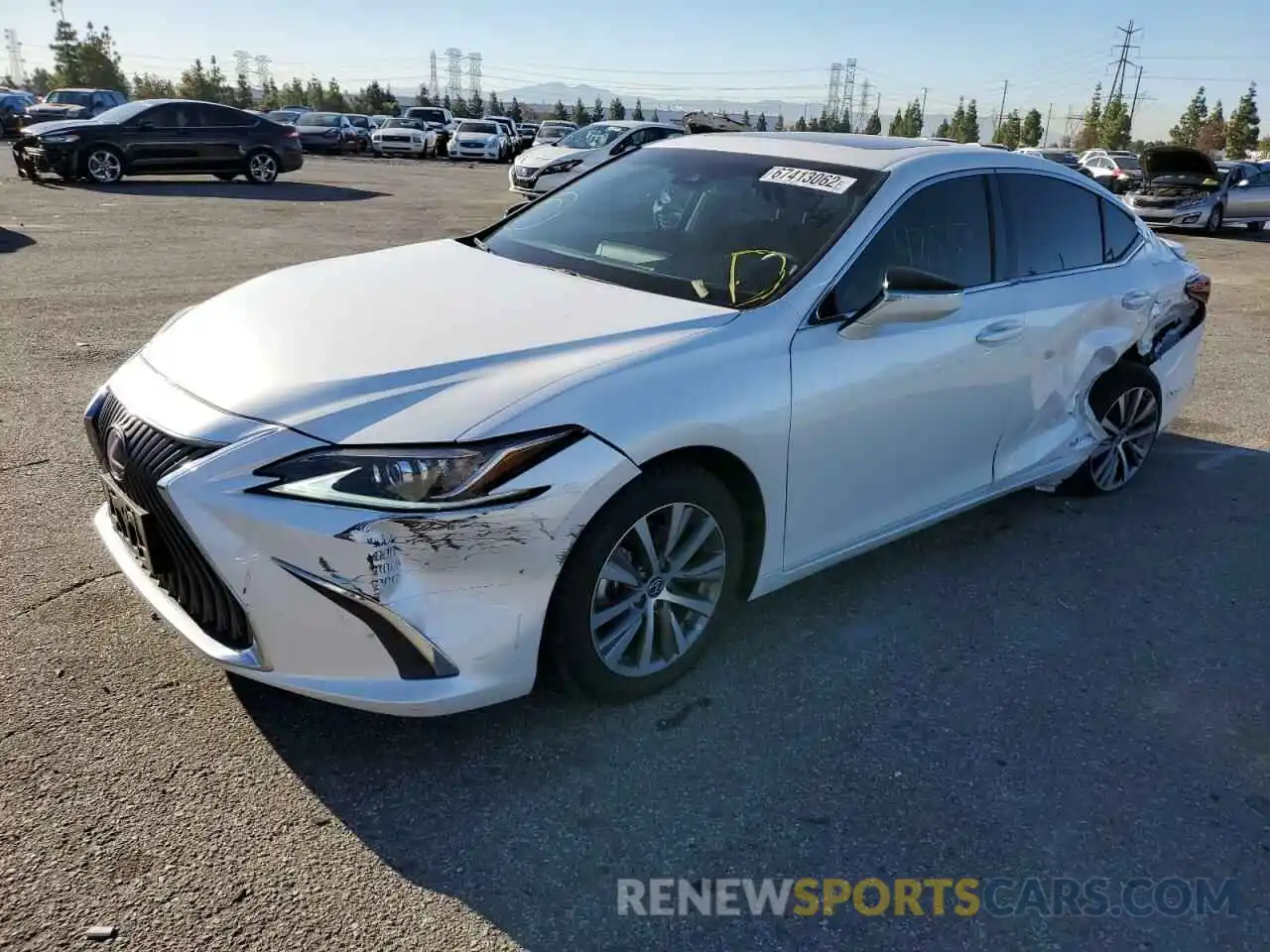 1 Photograph of a damaged car 58AC21B10LU006160 LEXUS ES300 2020