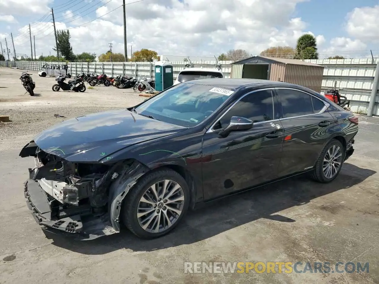 1 Photograph of a damaged car 58AD21B11LU004549 LEXUS ES300 2020