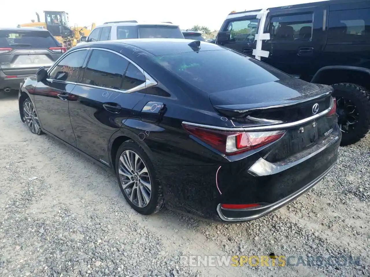 3 Photograph of a damaged car 58AD21B12LU009274 LEXUS ES300 2020