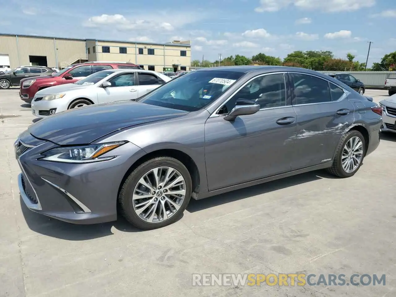 1 Photograph of a damaged car 58AD21B13LU005590 LEXUS ES300 2020