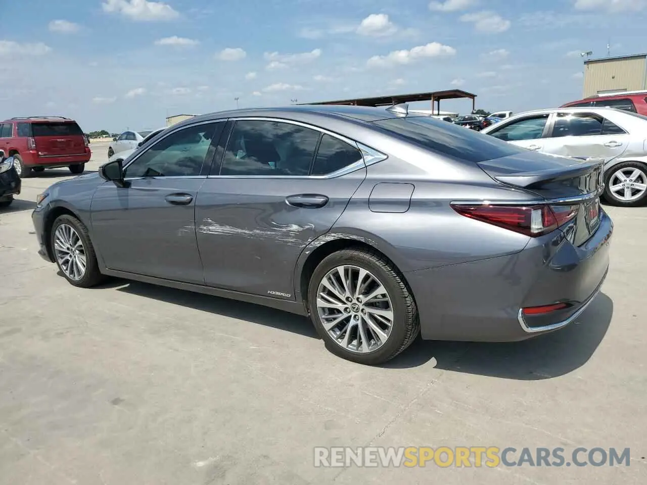 2 Photograph of a damaged car 58AD21B13LU005590 LEXUS ES300 2020