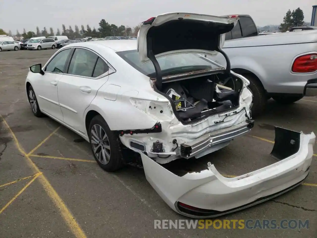 3 Photograph of a damaged car 58AD21B14LU004979 LEXUS ES300 2020