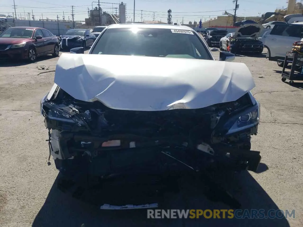 5 Photograph of a damaged car 58AD21B17LU006550 LEXUS ES300 2020