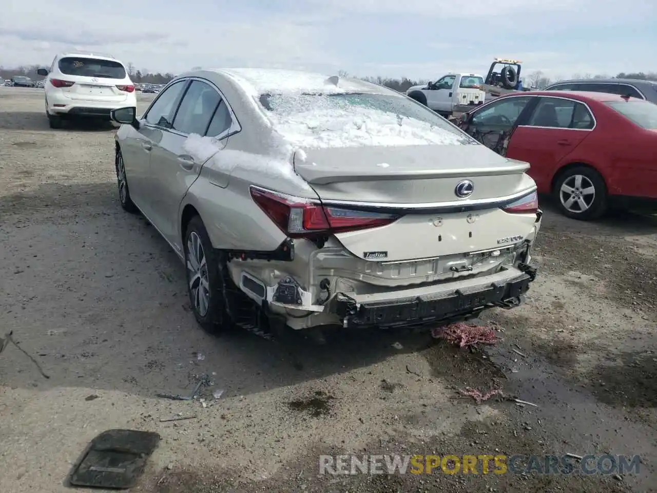 3 Photograph of a damaged car 58AD21B18LU004421 LEXUS ES300 2020