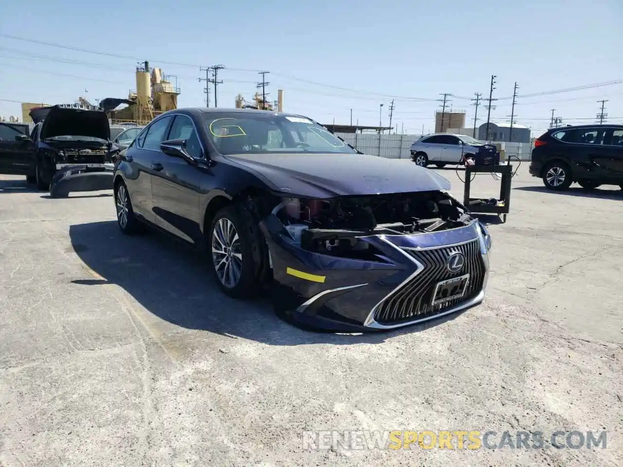 1 Photograph of a damaged car 58AD21B1XLU012133 LEXUS ES300 2020