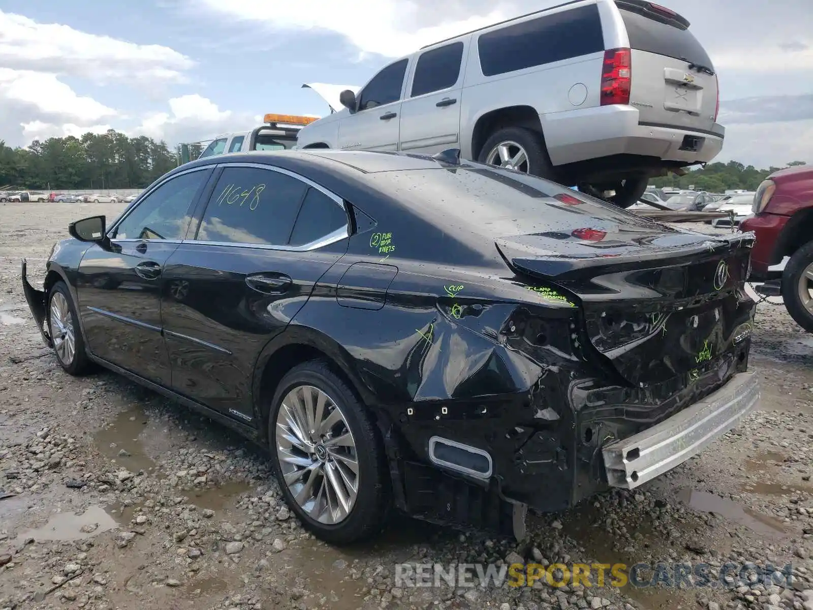 3 Photograph of a damaged car 58AF21B15LU005194 LEXUS ES300 2020