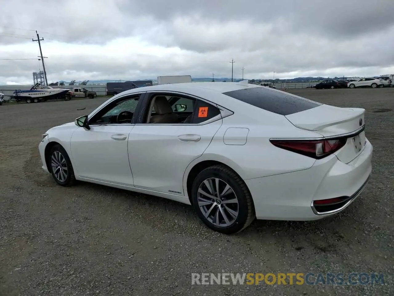 2 Photograph of a damaged car 58ACA1C10MU011247 LEXUS ES300 2021
