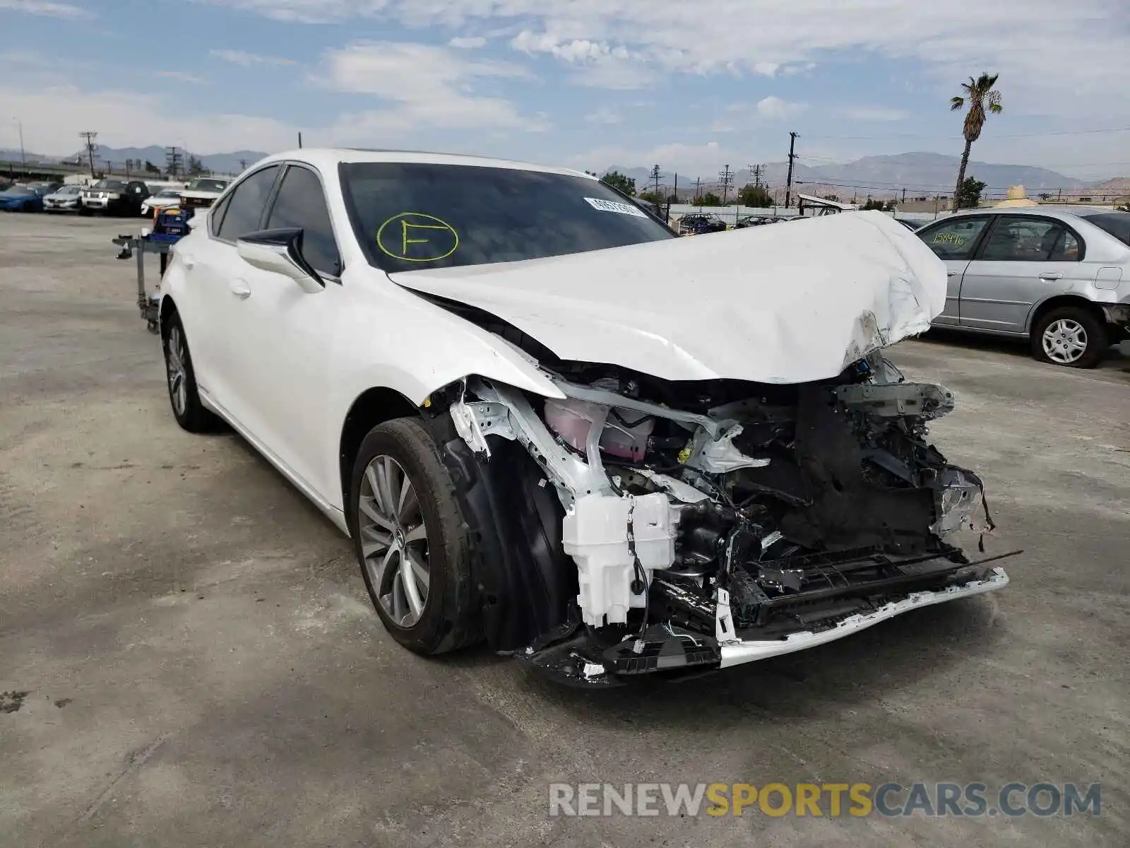 1 Photograph of a damaged car 58ACA1C16MU004917 LEXUS ES300 2021