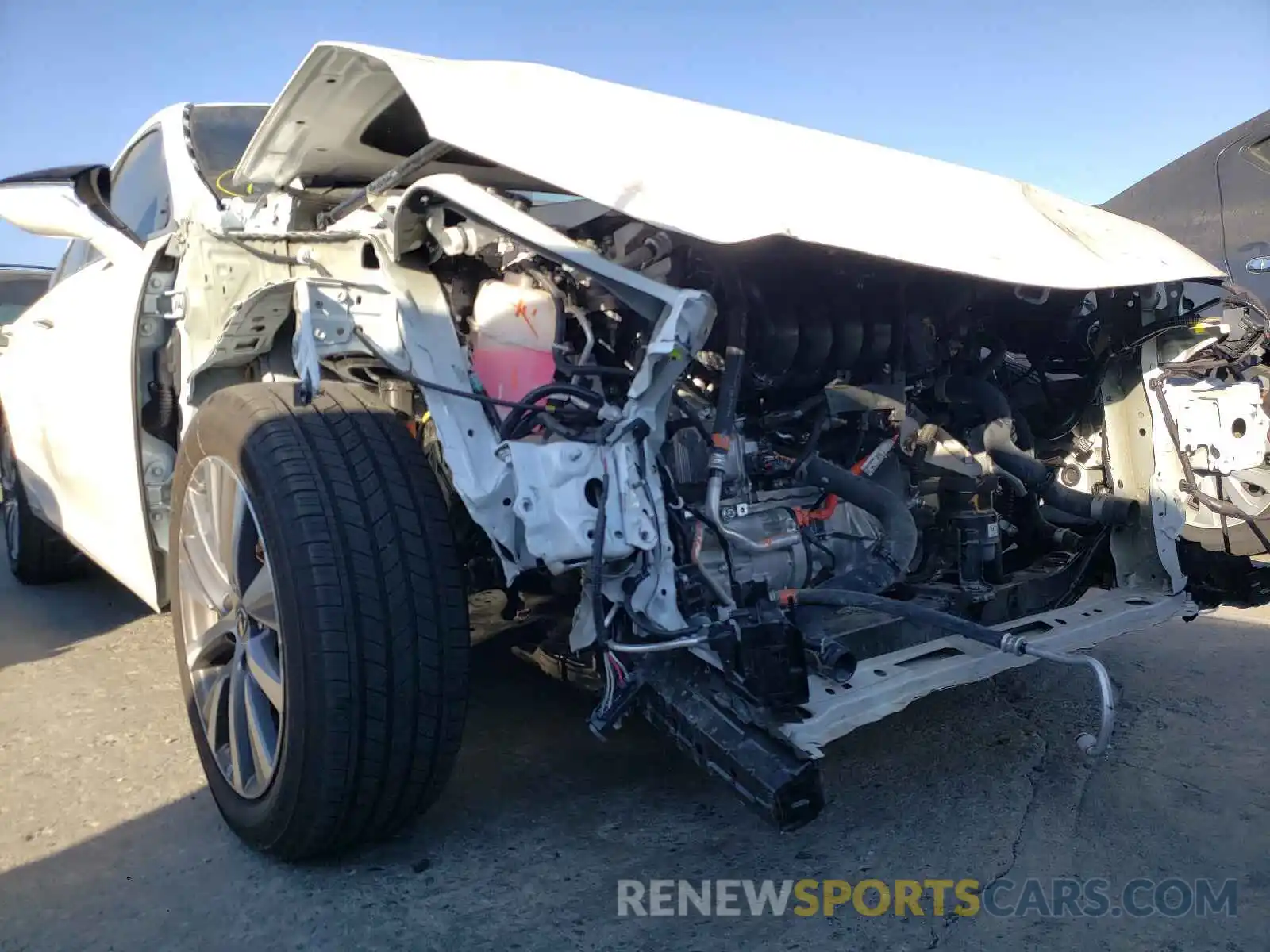 9 Photograph of a damaged car 58ACA1C16MU010653 LEXUS ES300 2021