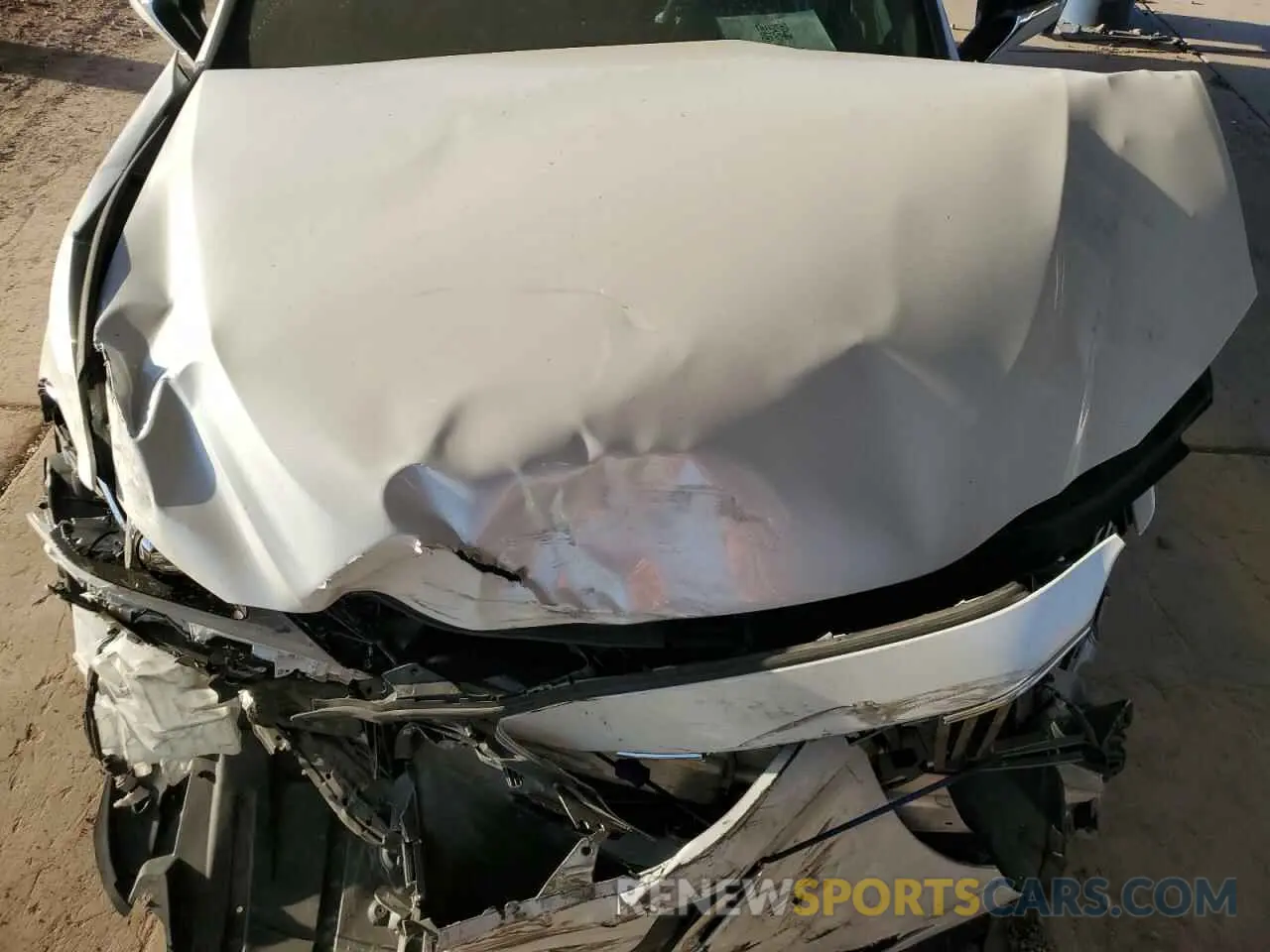 11 Photograph of a damaged car 58ACA1C1XMU007237 LEXUS ES300 2021