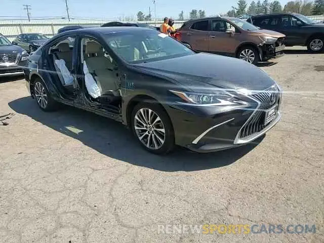 10 Photograph of a damaged car 58ADA1C12MU009178 LEXUS ES300 2021