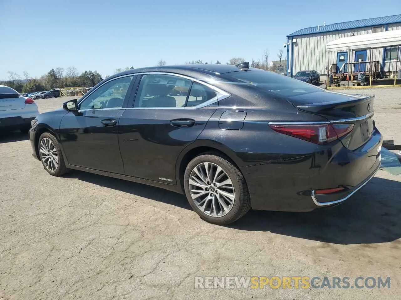 2 Photograph of a damaged car 58ADA1C12MU009178 LEXUS ES300 2021