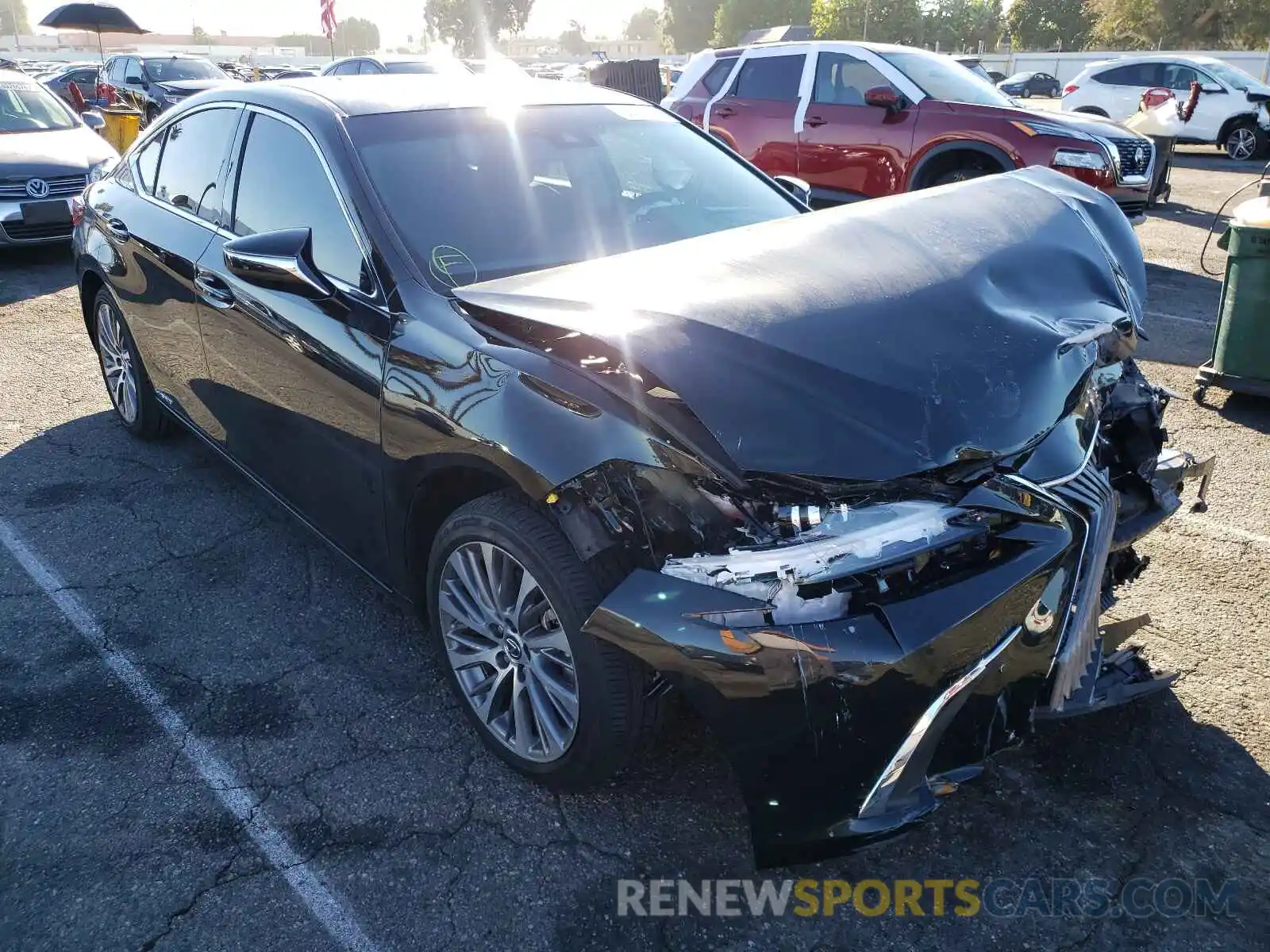 1 Photograph of a damaged car 58ADA1C13MU010274 LEXUS ES300 2021