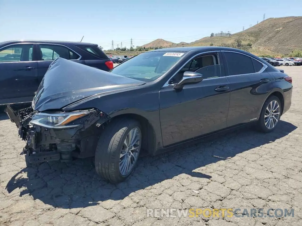 1 Photograph of a damaged car 58ADA1C14MU003947 LEXUS ES300 2021