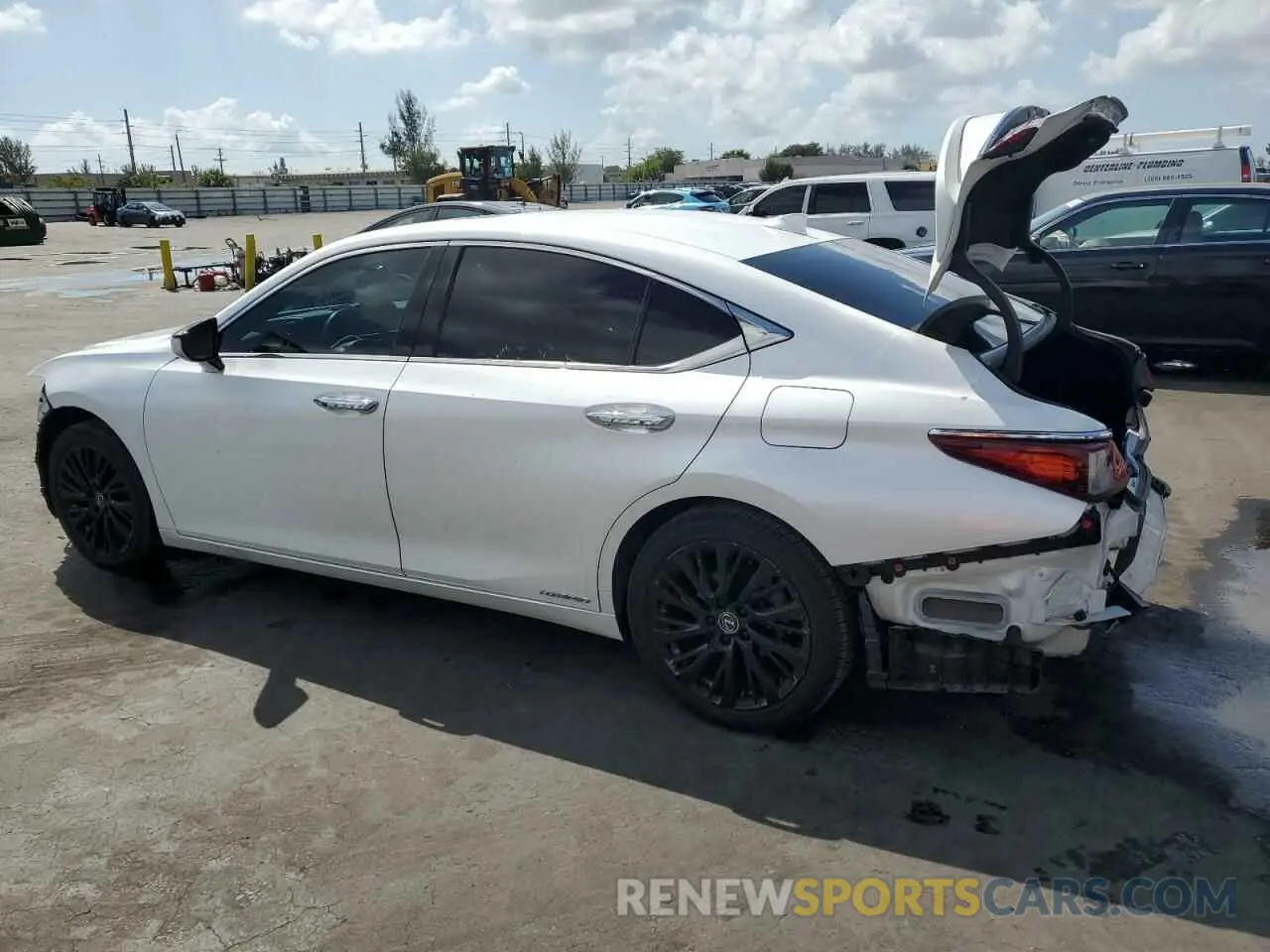 2 Photograph of a damaged car 58ADA1C14MU004967 LEXUS ES300 2021