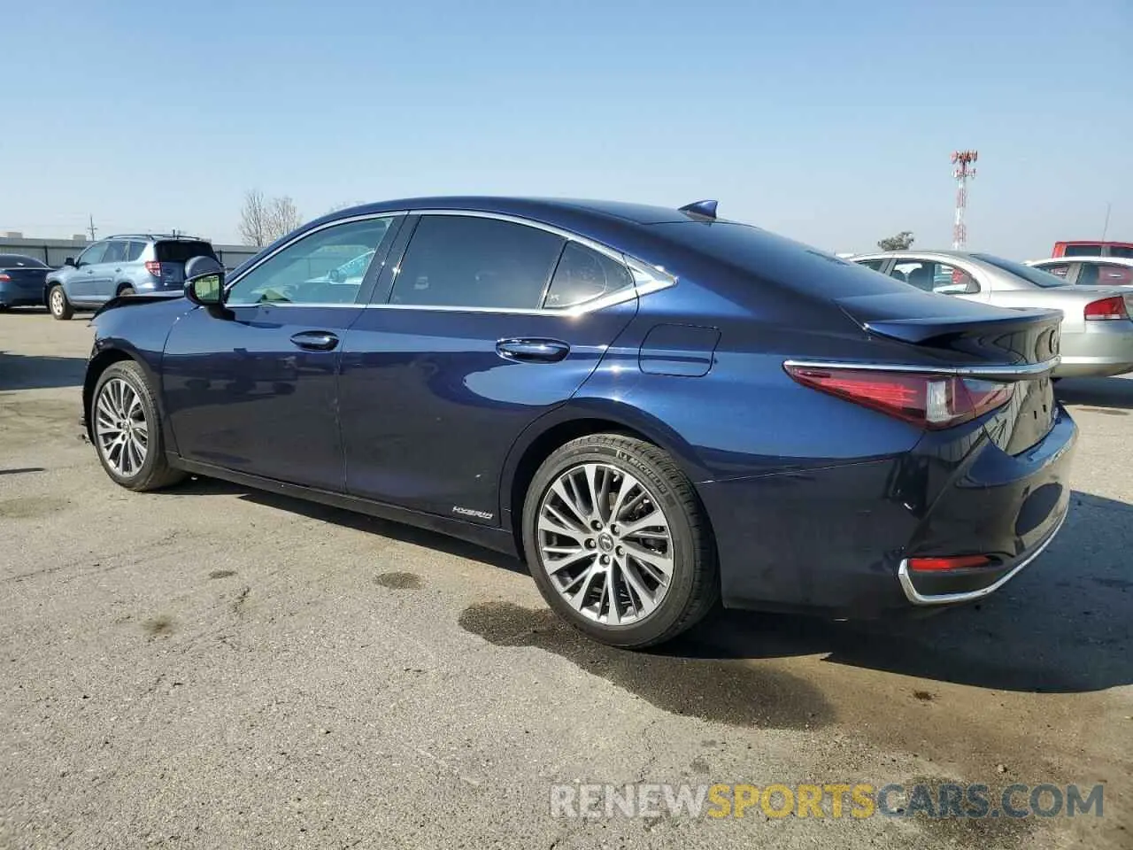 2 Photograph of a damaged car 58ADA1C14MU012387 LEXUS ES300 2021