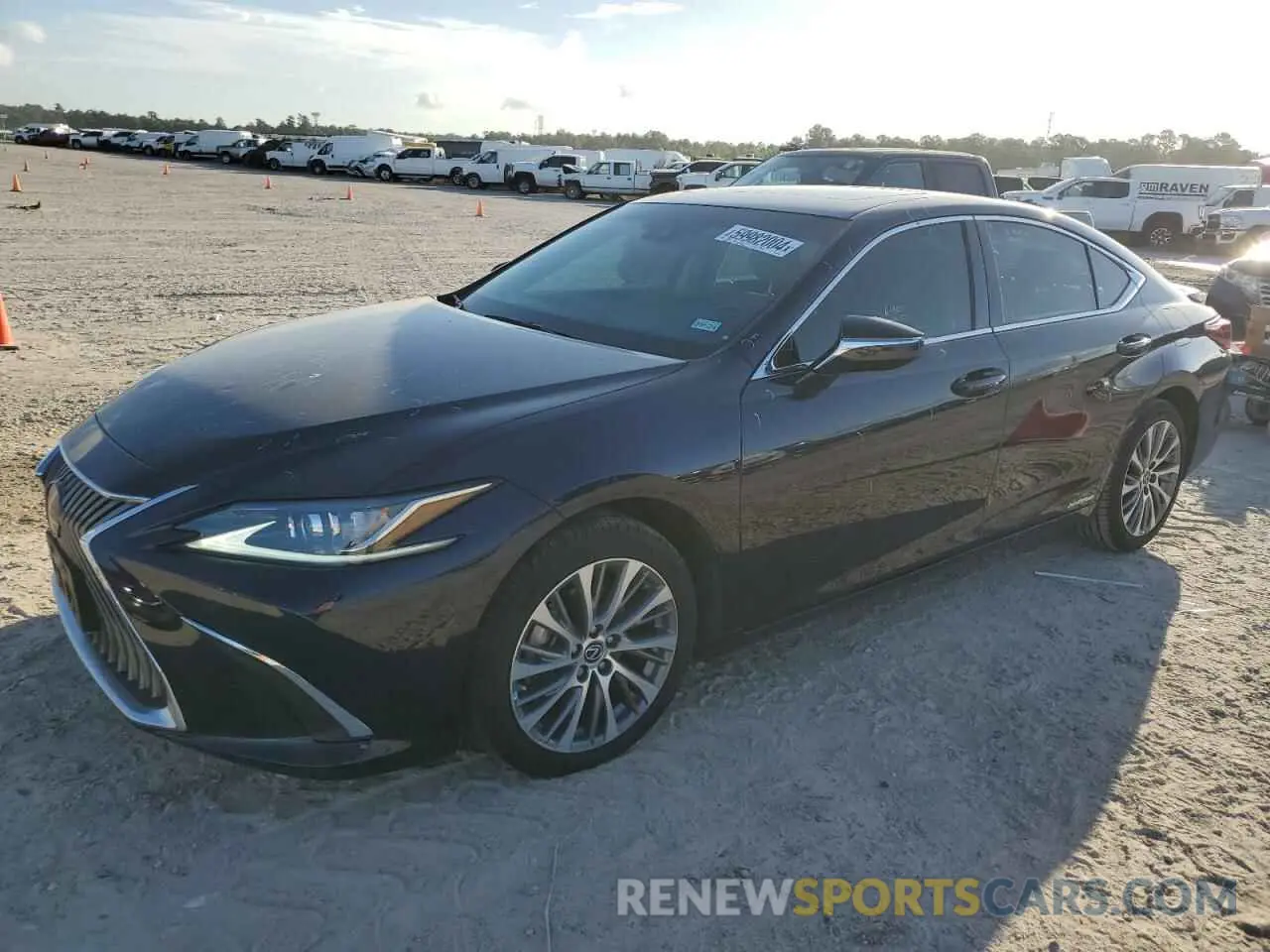 1 Photograph of a damaged car 58ADA1C15MU006310 LEXUS ES300 2021