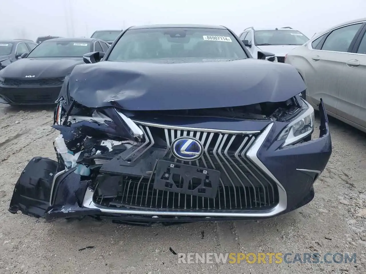 5 Photograph of a damaged car 58ADA1C17MU007295 LEXUS ES300 2021