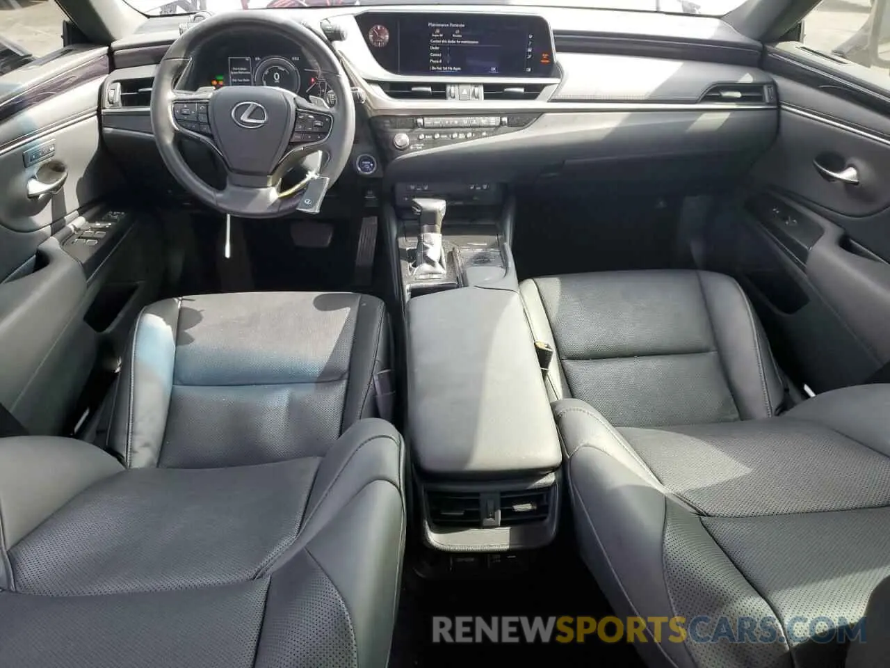 8 Photograph of a damaged car 58ADA1C18MU001585 LEXUS ES300 2021