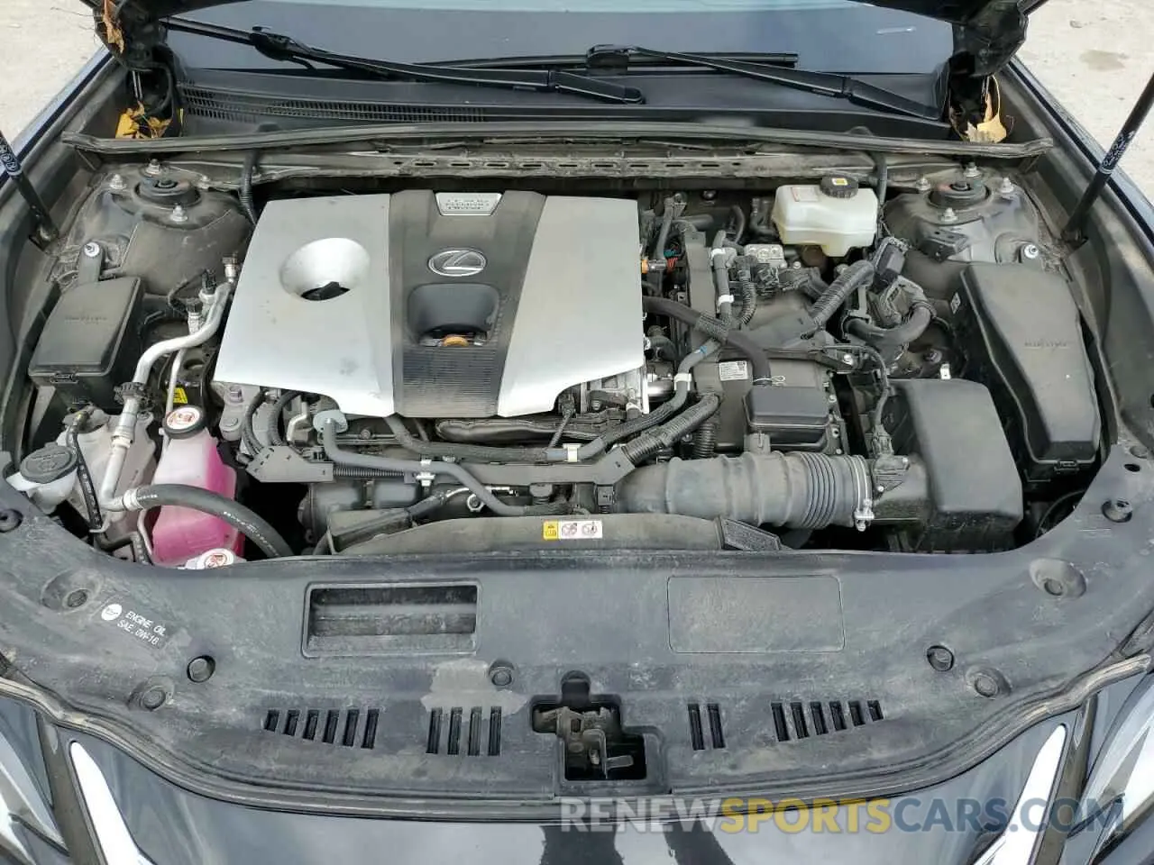 11 Photograph of a damaged car 58ADA1C18MU001909 LEXUS ES300 2021