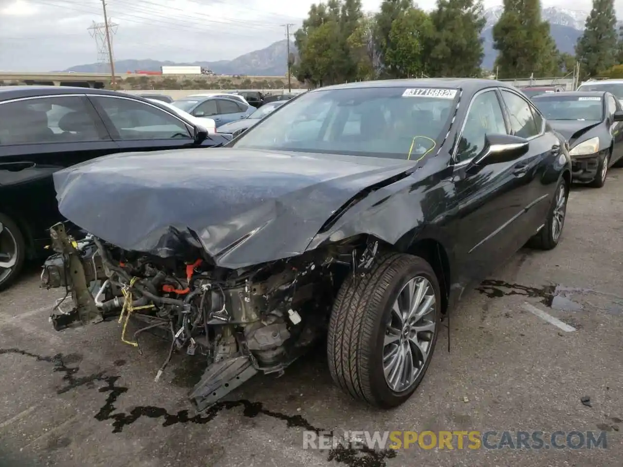 2 Photograph of a damaged car 58ADA1C19MU001112 LEXUS ES300 2021