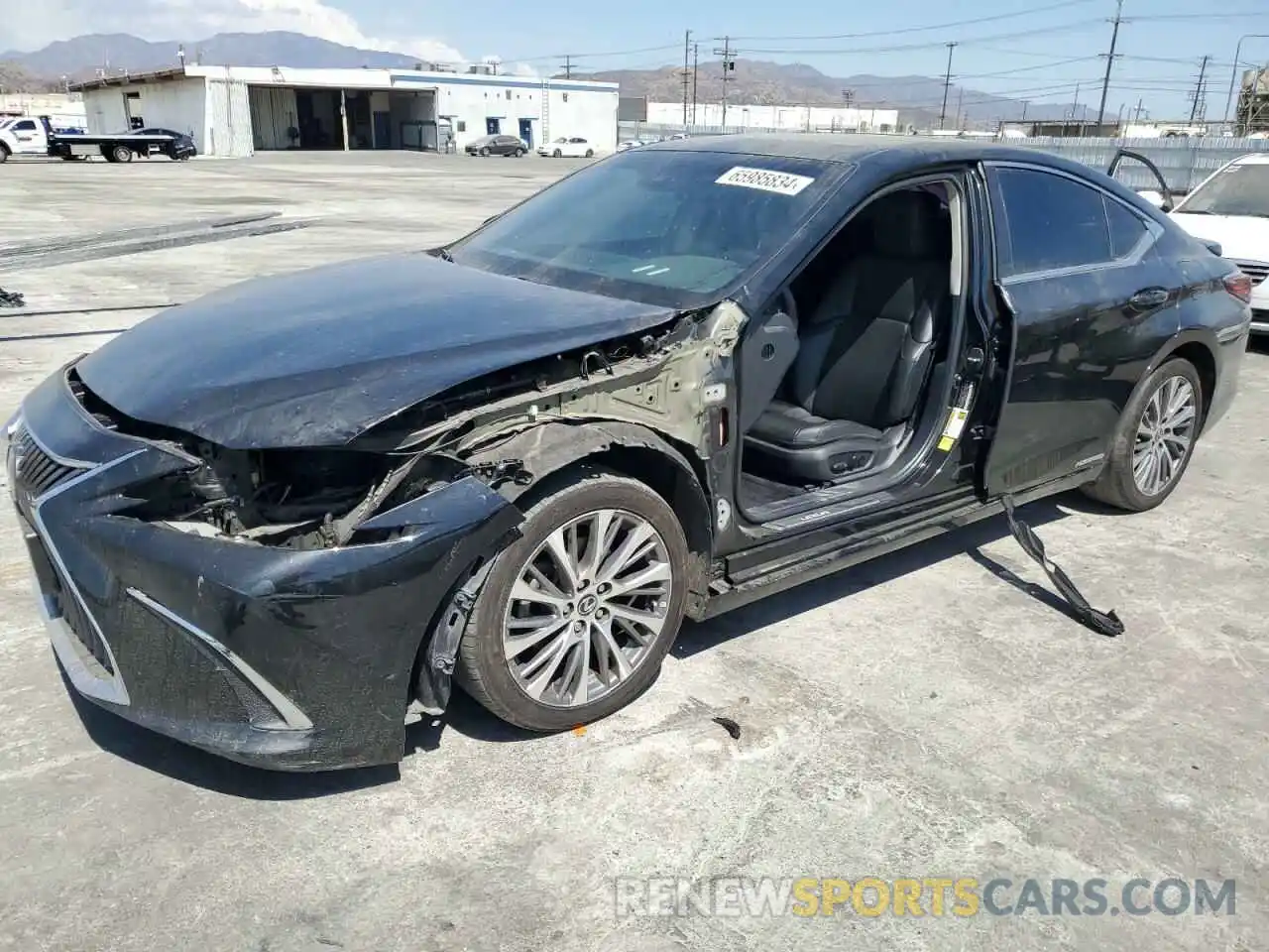 1 Photograph of a damaged car 58ADA1C19MU009243 LEXUS ES300 2021