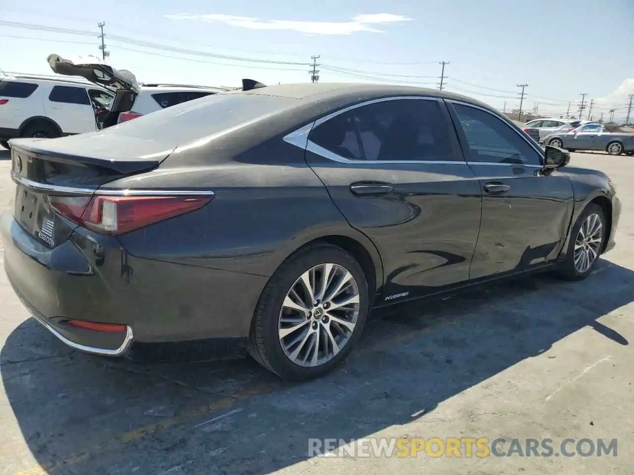 3 Photograph of a damaged car 58ADA1C19MU009243 LEXUS ES300 2021