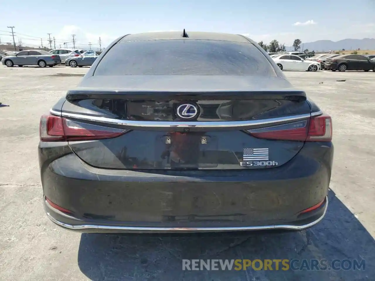 6 Photograph of a damaged car 58ADA1C19MU009243 LEXUS ES300 2021