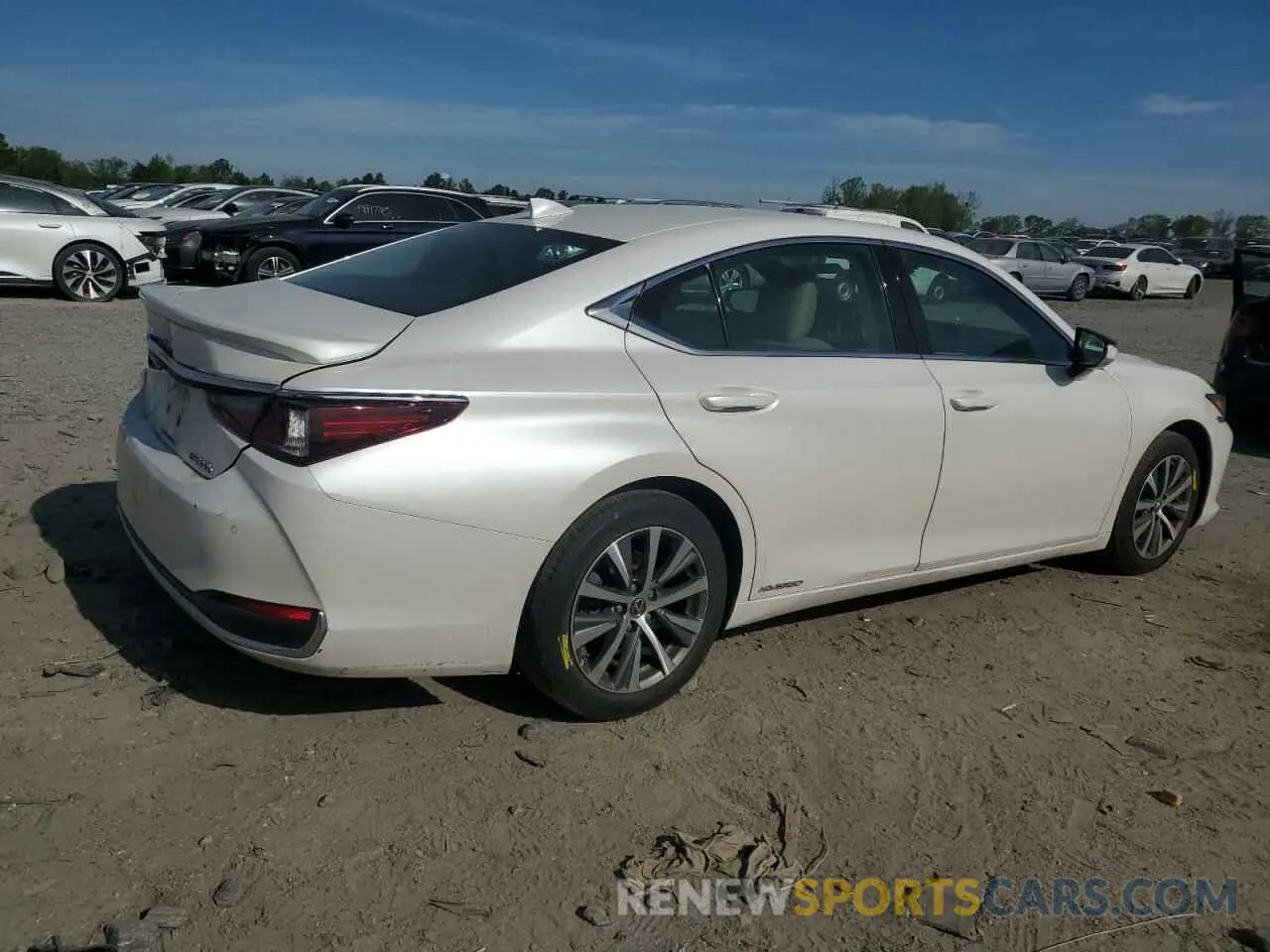 3 Photograph of a damaged car 58ADA1C1XMU012782 LEXUS ES300 2021