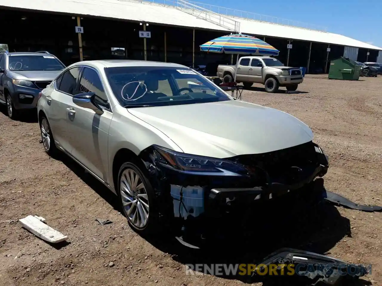 1 Photograph of a damaged car 58AEA1C16MU011200 LEXUS ES300 2021