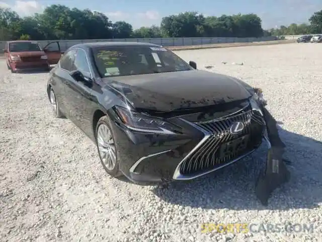 1 Photograph of a damaged car 58AFA1C16MU008401 LEXUS ES300 2021