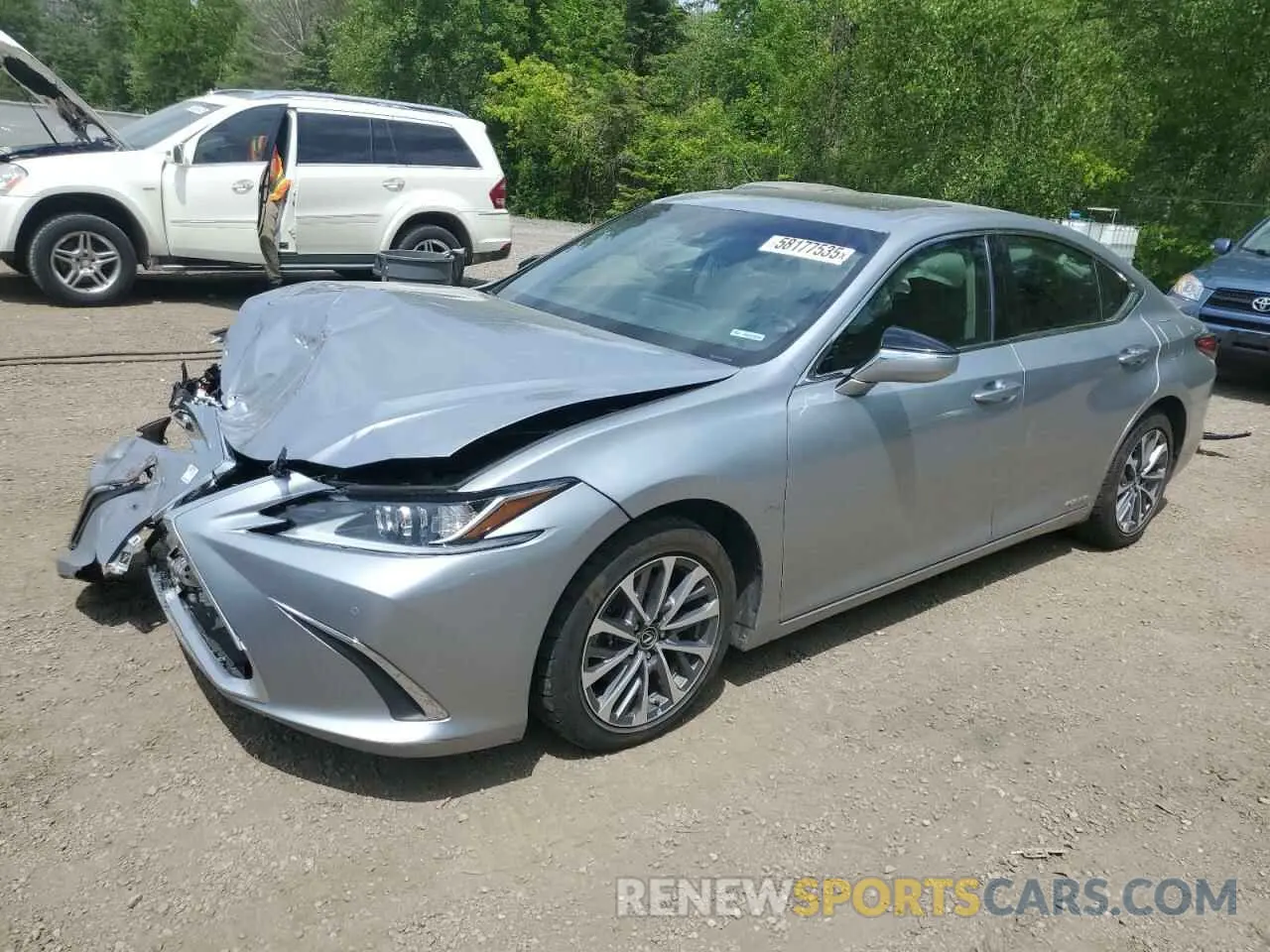 1 Photograph of a damaged car 58AB21B15NU013524 LEXUS ES300 2022